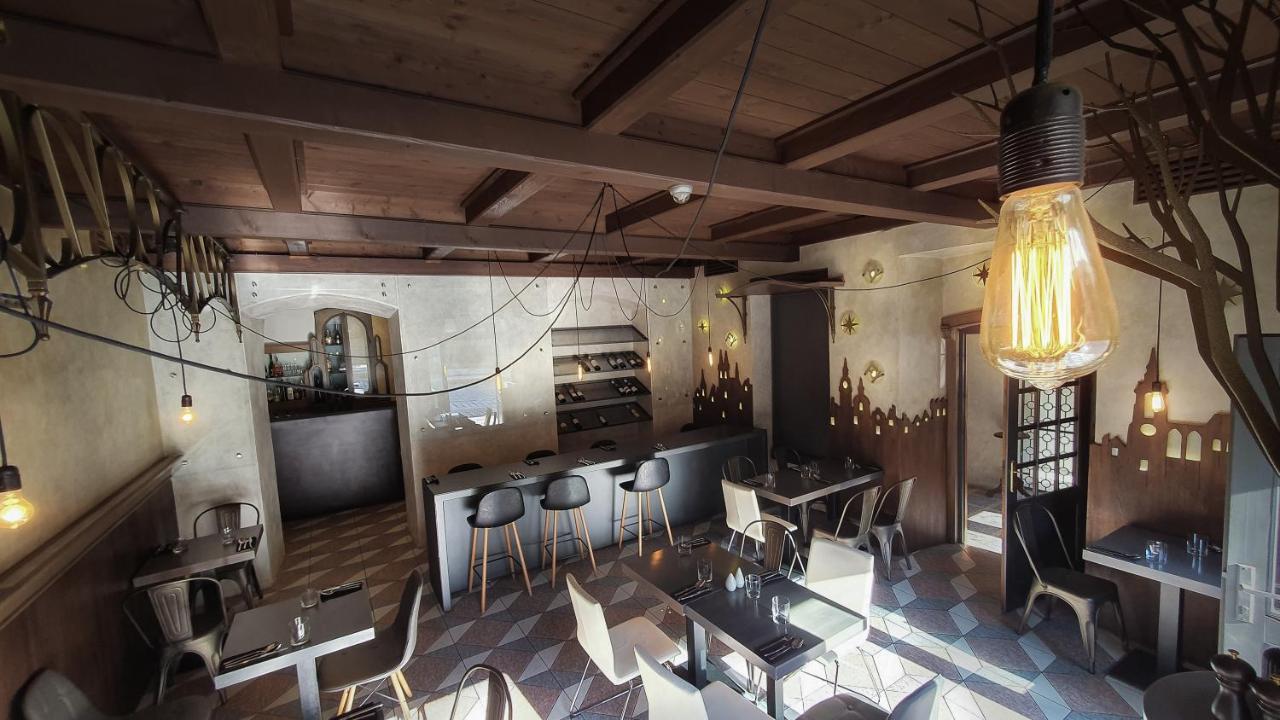 Hotel U Krize Прага Екстер'єр фото