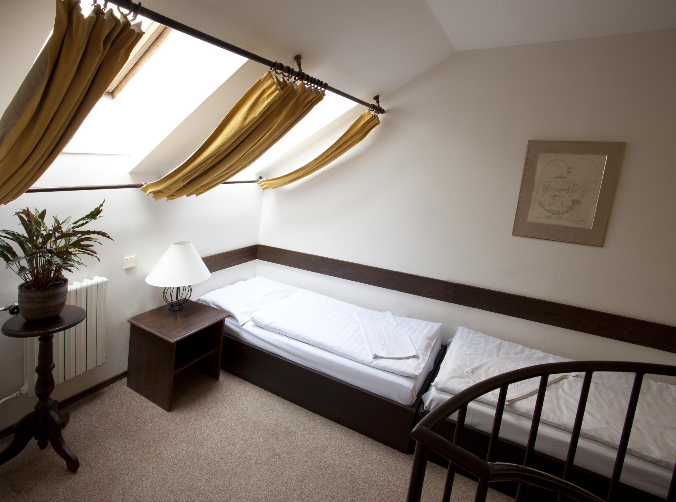 Hotel U Krize Прага Екстер'єр фото