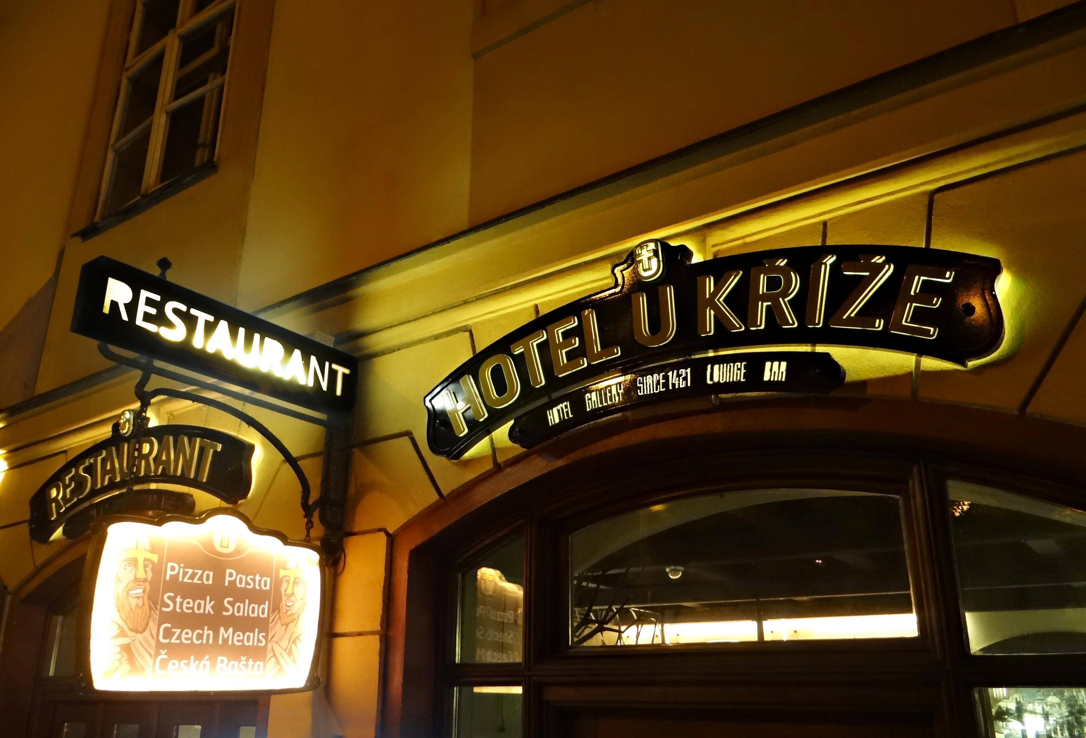 Hotel U Krize Прага Екстер'єр фото